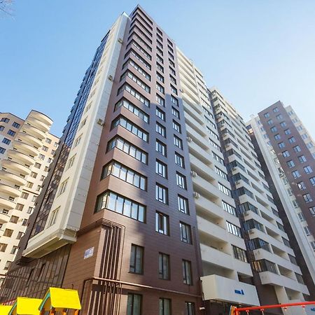 Double Skyhouse Exclusive Apartments Chişinǎu Buitenkant foto