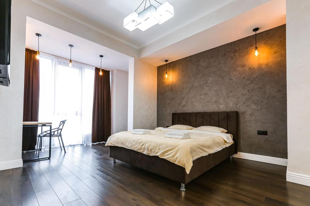 Double Skyhouse Exclusive Apartments Chişinǎu Buitenkant foto
