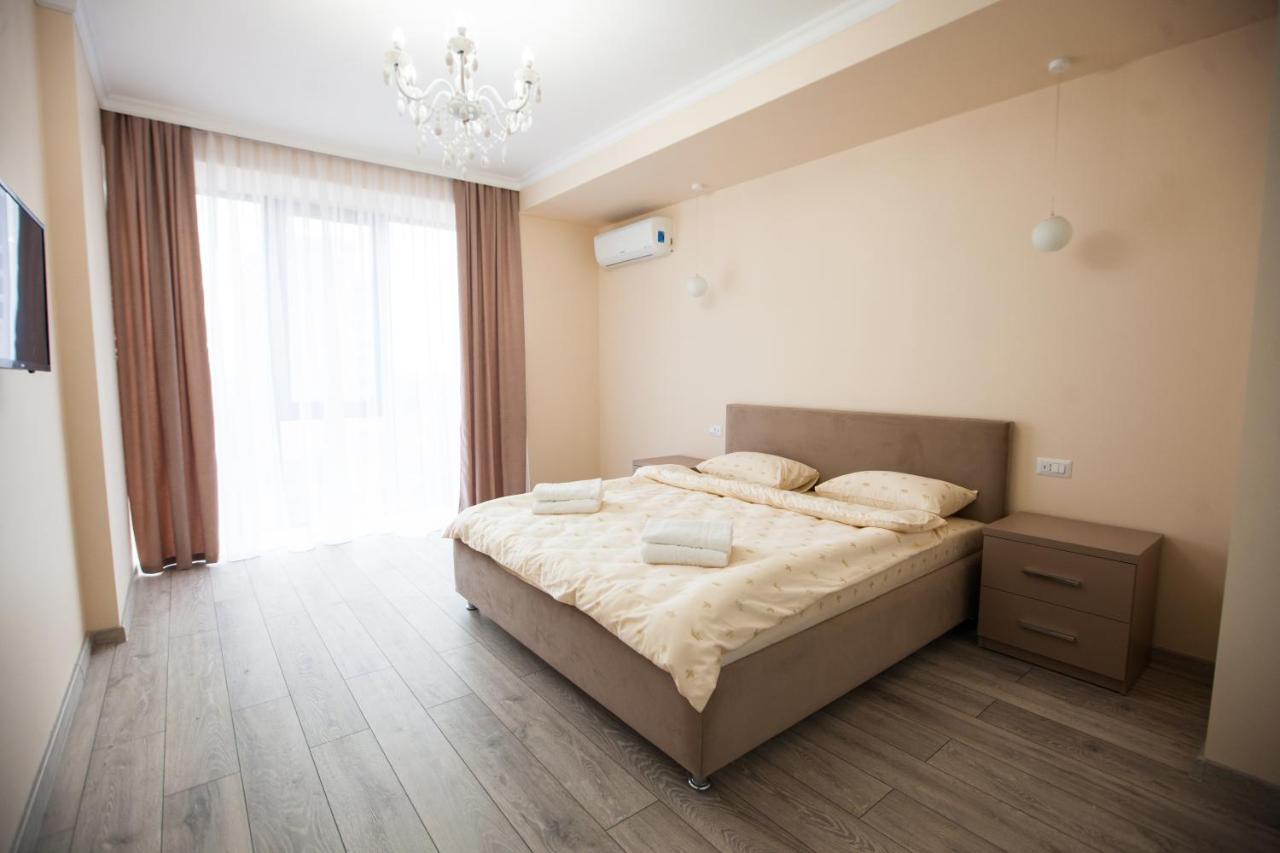 Double Skyhouse Exclusive Apartments Chişinǎu Buitenkant foto