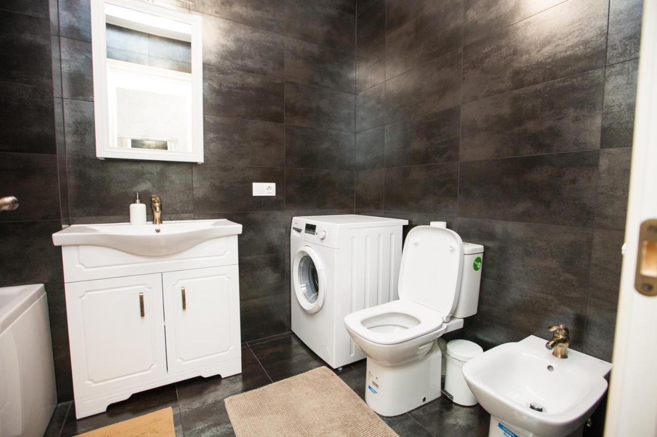 Double Skyhouse Exclusive Apartments Chişinǎu Buitenkant foto
