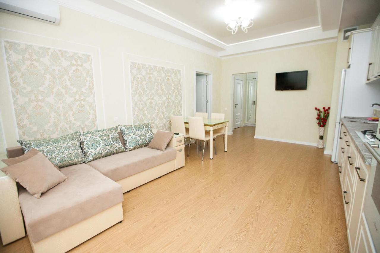 Double Skyhouse Exclusive Apartments Chişinǎu Buitenkant foto