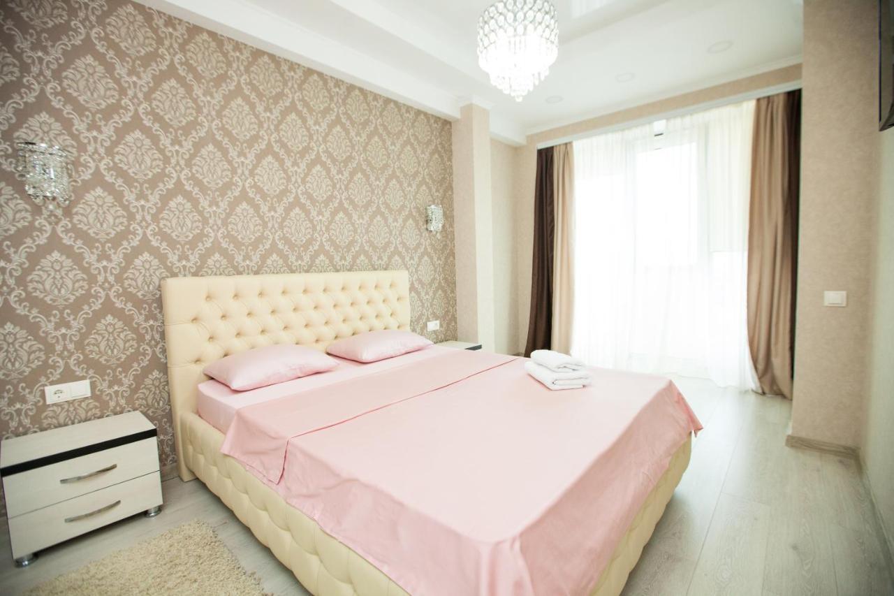 Double Skyhouse Exclusive Apartments Chişinǎu Buitenkant foto