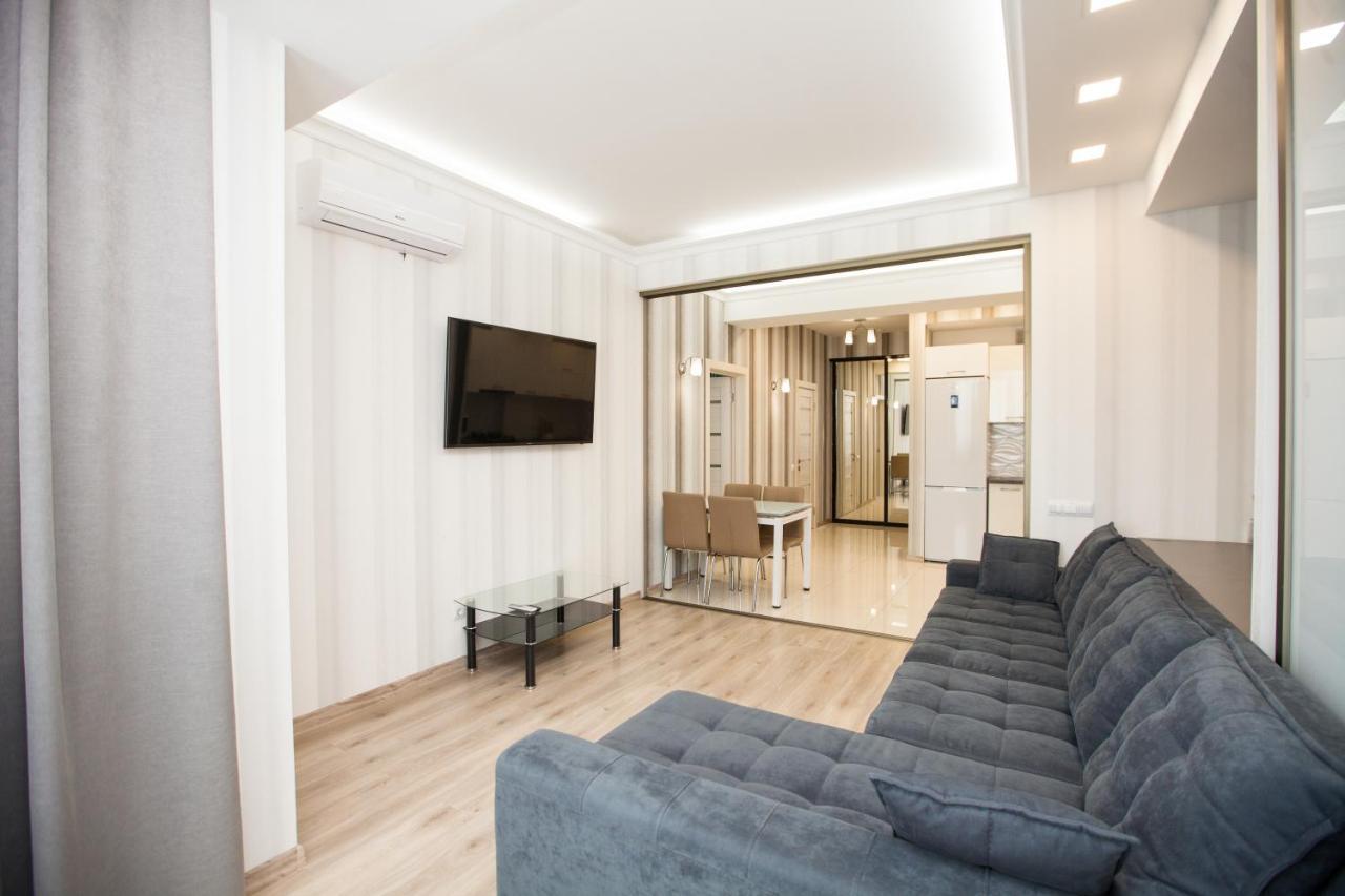 Double Skyhouse Exclusive Apartments Chişinǎu Buitenkant foto